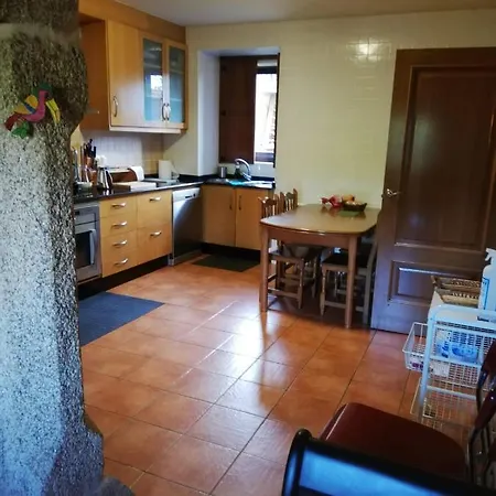 Casa Pazos En Nyaraló A Estrada
